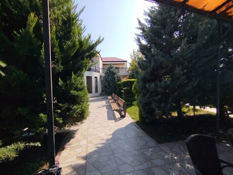 Görədildə 7 otaqlı həyət evi satılır, 200 m², 750 000 AZN, şəkil 2 / 12