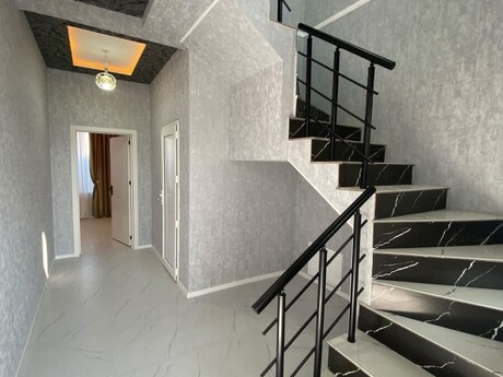 Binədə 4 otaqlı həyət evi satılır, 200 m², 127 000 AZN, şəkil 2 / 11