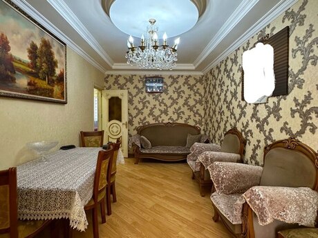 Продаётся 3-комнатная квартира в старом фонде, Əhmədli, 80 м², 212 000 AZN, фото 2 / 11
