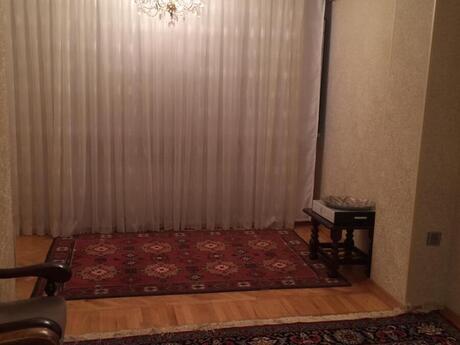 20 Yanvarda 3 otaqlı köhnə tikili mənzil satılır, 73 m², 216 000 AZN, şəkil 3 / 10