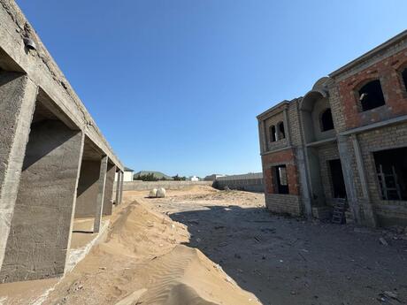 Şüvəlanda 6 otaqlı həyət evi satılır, 770 m², 800 000 AZN, şəkil 3 / 12
