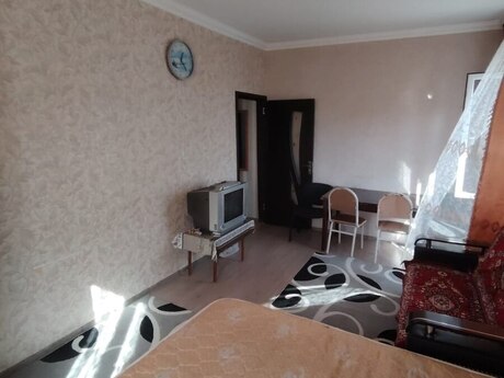 Köhnə Günəşlidə 1 otaqlı köhnə tikili mənzil satılır, 45 m², 113 000 AZN, şəkil 3 / 12