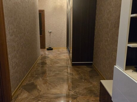 4-room house for sale in Mərdəkan, 300 m², 395 000 AZN, photo 2 / 12