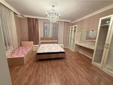 Bakıxanovda 2 otaqlı həyət evi kirayə verilir, 120 m², 550 AZN/ay, şəkil 2 / 4