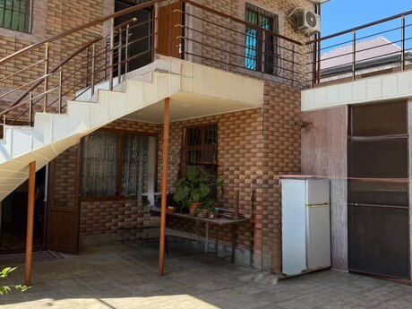 8-room house for sale in Mərdəkan, 238 m², 335 000 AZN, photo 4 / 12