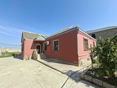 6 otaq · 180 m² · 1/1 mərtəbə, Kürdəxanı