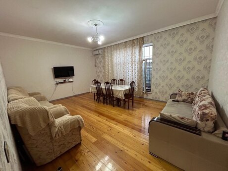 4 otaq · 250 m²