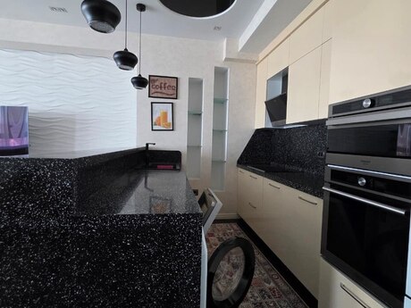3-room new-build apartment for rent in Şah İsmayıl Xətai, 137 m², 2 300 AZN/mo, photo 5 / 12