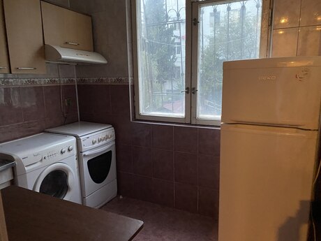Memar Əcəmidə 2 otaqlı köhnə tikili mənzil kirayə verilir, 60 m², 600 AZN/ay, şəkil 5 / 9