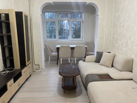 2 otaq · 60 m² · 2/5 mərtəbə, Memar Əcəmi