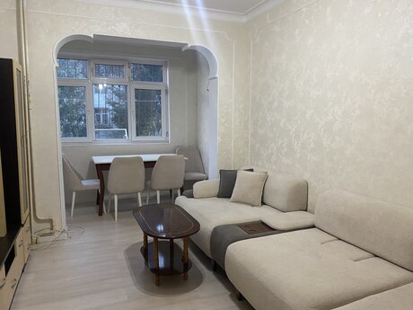 Memar Əcəmidə 2 otaqlı köhnə tikili mənzil kirayə verilir, 60 m², 600 AZN/ay, şəkil 2 / 9