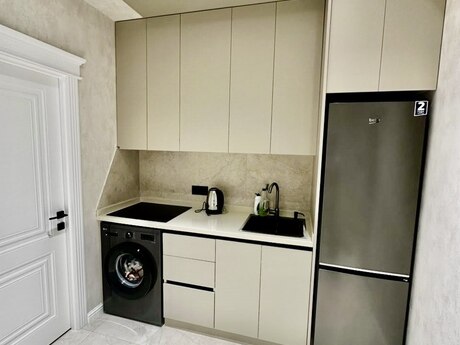 Qara Qarayevdə 2 otaqlı yeni tikili mənzil kirayə verilir, 50 m², 800 AZN/ay, şəkil 2 / 12