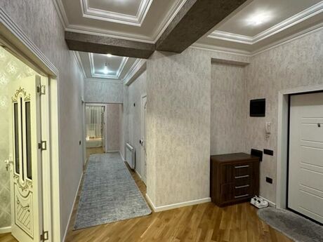 Продаётся 3-комнатная квартира в новостройке, Yeni Yasamal, 125 м², 300 000 AZN, фото 2 / 12