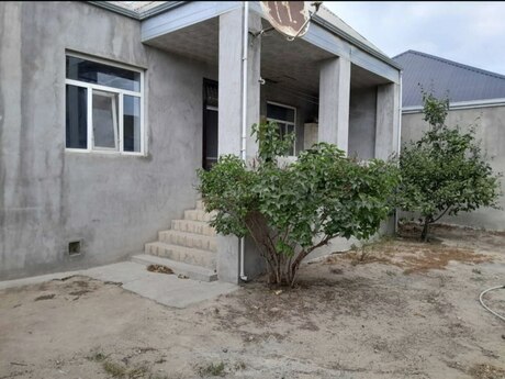 4 otaq · 130 m²