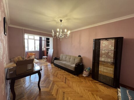 İçəri Şəhərdə 3 otaqlı köhnə tikili mənzil satılır, 78 m², 217 000 AZN, şəkil 2 / 12