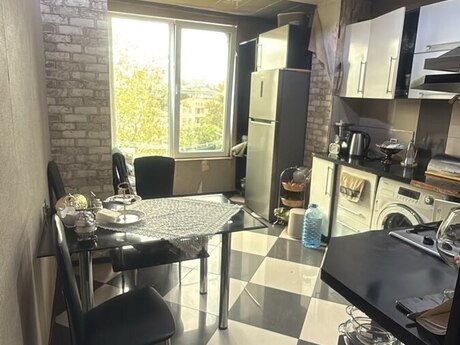 2-room old-build apartment for sale in Bakıxanov, 54 m², 165 000 AZN, photo 5 / 8