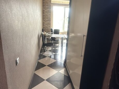 2-room old-build apartment for sale in Bakıxanov, 54 m², 165 000 AZN, photo 4 / 8