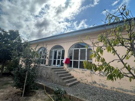 6 otaq · 300 m² · 1/1 mərtəbə, Maştağa