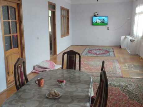 Sulutəpədə 3 otaqlı həyət evi kirayə verilir, 86 m², 350 AZN/ay, şəkil 2 / 9