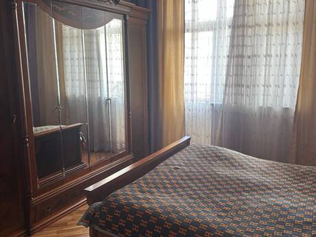 Сдаётся 4-комнатная квартира в новостройке, İnşaatçılar, 103 м², 1 000 AZN/мес, фото 4 / 8