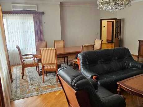 5-room new-build apartment for rent in Elmlər Akademiyası, 180 m², 1 300 AZN/mo, photo 3 / 12