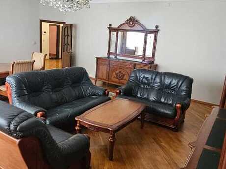 5-room new-build apartment for rent in Elmlər Akademiyası, 180 m², 1 300 AZN/mo, photo 2 / 12