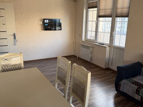 Əhmədlidə 2 otaqlı köhnə tikili mənzil kirayə verilir, 45 m², 620 AZN/ay, şəkil 2 / 10