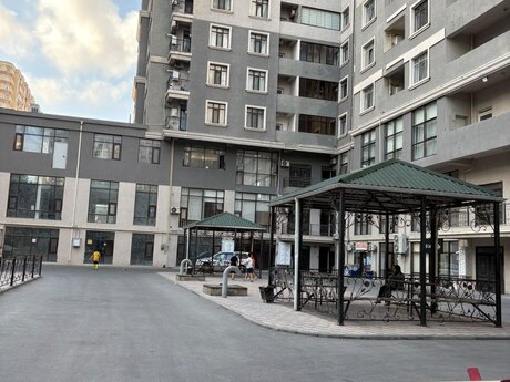 2 otaq · 118 m² · 17/17 mərtəbə, 28 May