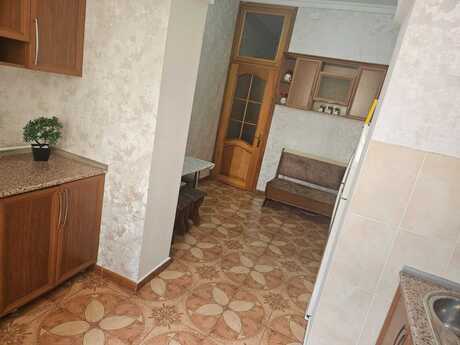 İçəri Şəhərdə 2 otaqlı köhnə tikili mənzil kirayə verilir, 60 m², 900 AZN/ay, şəkil 4 / 9
