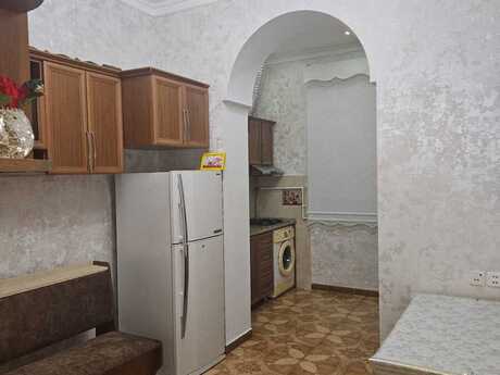 İçəri Şəhərdə 2 otaqlı köhnə tikili mənzil kirayə verilir, 60 m², 900 AZN/ay, şəkil 3 / 9