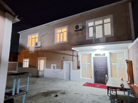 11 otaq · 300 m² · 2/2 mərtəbə, Balaxanı