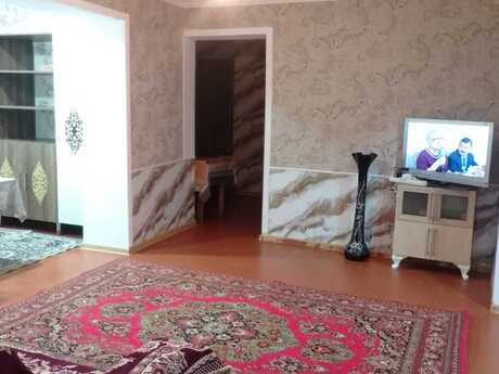 M.Ə.Rəsulzadədə 3 otaqlı həyət evi kirayə verilir, 110 m², 600 AZN/ay, şəkil 2 / 12