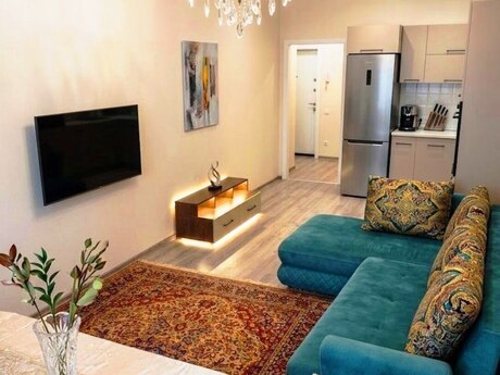 Əhmədlidə 2 otaqlı yeni tikili mənzil satılır, 60 m², 179 000 AZN, şəkil 2 / 12