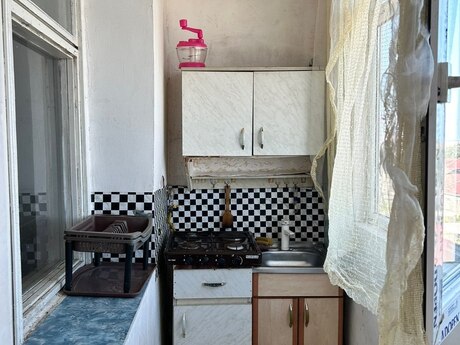2-room old-build apartment for sale in Şüvəlan, 45 m², 70 000 AZN, photo 4 / 7