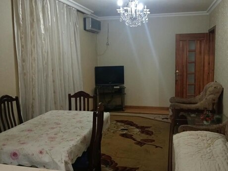 Abşeronda 2 otaqlı köhnə tikili mənzil kirayə verilir, 50 m², 400 AZN/ay, şəkil 2 / 12