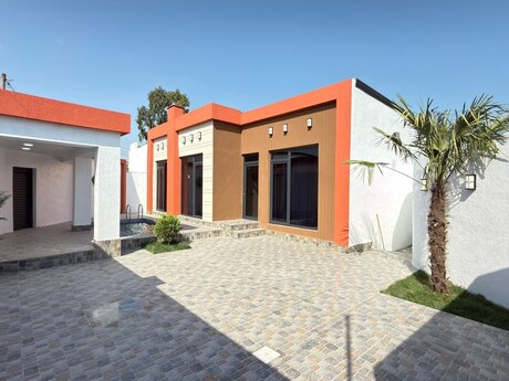 Şüvəlanda 4 otaqlı həyət evi satılır, 150 m², 160 000 AZN, şəkil 2 / 12