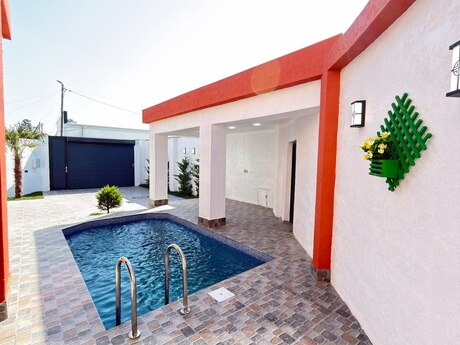 Şüvəlanda 4 otaqlı həyət evi satılır, 150 m², 160 000 AZN, şəkil 5 / 12