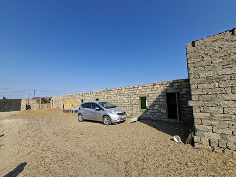 3 otaq · 100 m²
