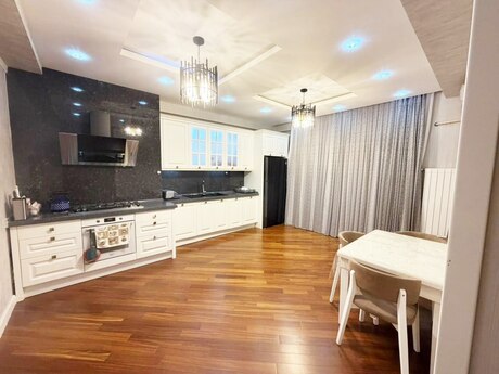 Şah İsmayıl Xətaidə 4 otaqlı yeni tikili mənzil kirayə verilir, 200 m², 2 100 AZN/ay, şəkil 5 / 12
