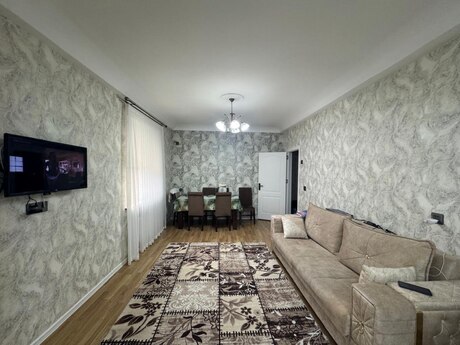 Bakıxanovda 2 otaqlı köhnə tikili mənzil satılır, 38 m², 120 000 AZN, şəkil 4 / 9