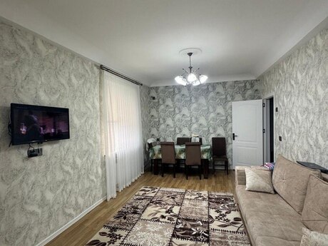 Bakıxanovda 2 otaqlı köhnə tikili mənzil satılır, 38 m², 120 000 AZN, şəkil 5 / 9