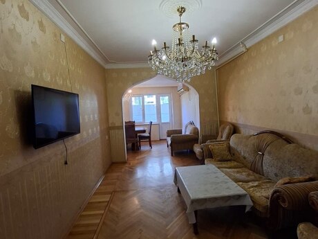 3 otaq · 80 m² · 1/9 mərtəbə, Xalqlar Dostluğu