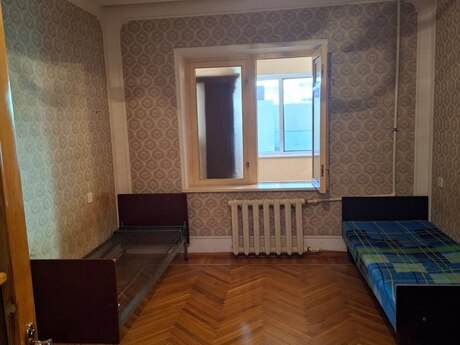 3-room old-build apartment for rent in Xalqlar Dostluğu, 80 m², 650 AZN/mo, photo 3 / 9