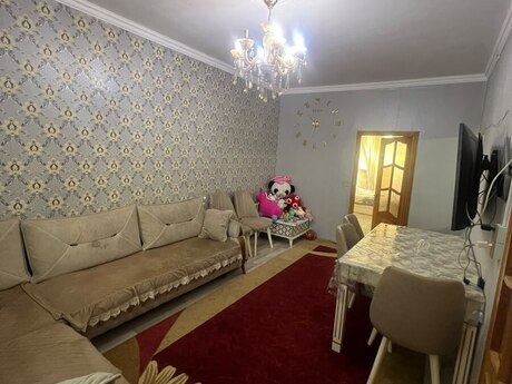 Azadlıq Prospektidə 2 otaqlı köhnə tikili mənzil satılır, 50 m², 136 000 AZN, şəkil 3 / 12