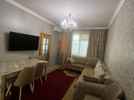 2 otaq · 50 m² · 5/5 mərtəbə, Azadlıq Prospekti