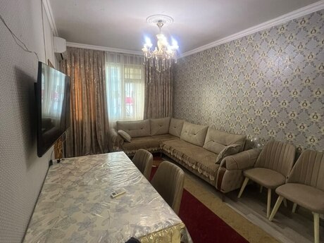 Azadlıq Prospektidə 2 otaqlı köhnə tikili mənzil satılır, 50 m², 136 000 AZN, şəkil 2 / 12