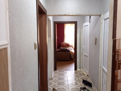 Qara Qarayevdə 2 otaqlı köhnə tikili mənzil satılır, 53 m², 170 000 AZN, şəkil 5 / 12