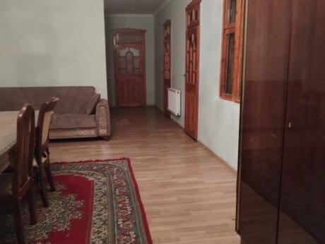 4 rooms · 100 m²