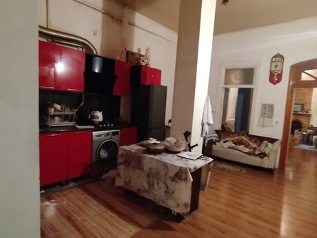 Azadlıq Prospektidə 4 otaqlı həyət evi satılır, 80 m², 155 000 AZN, şəkil 4 / 12