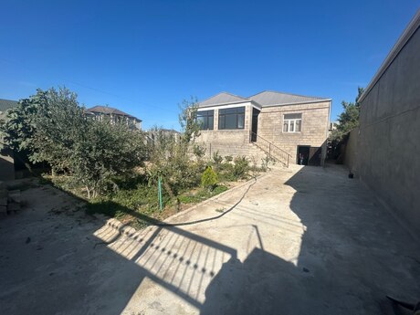 4 rooms · 130 m²